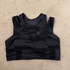 Women’s Alphelete Sports Bra size S
